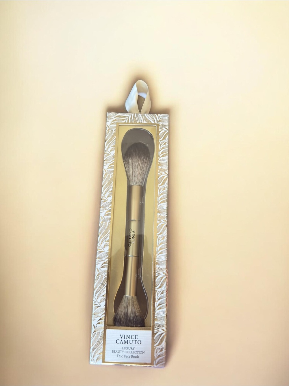 Vince Camuto Luxury Beauty Collection Dual Face Brush New in Box